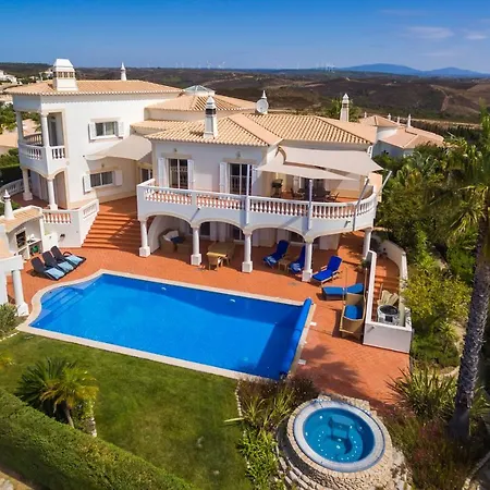 Villa Golf- Mit Fantastischer Aussicht, Pool, Jacuzzi, Sauna, Golf, Tennis... *