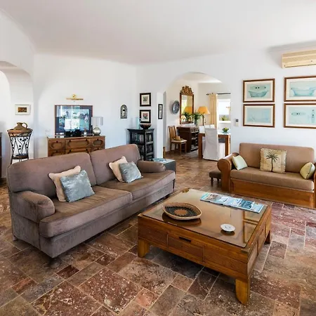 Golf- Mit Fantastischer Aussicht, Pool, Jacuzzi, Sauna, Golf, Tennis...
